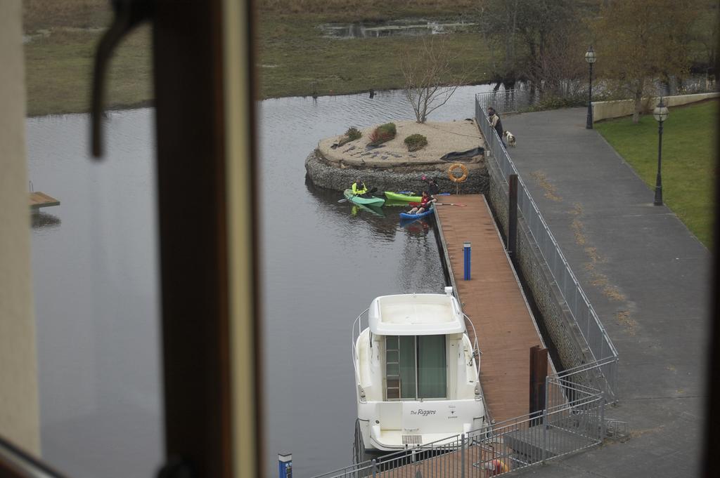 Leitrim Marina Hotel Carrick on Shannon 외부 사진