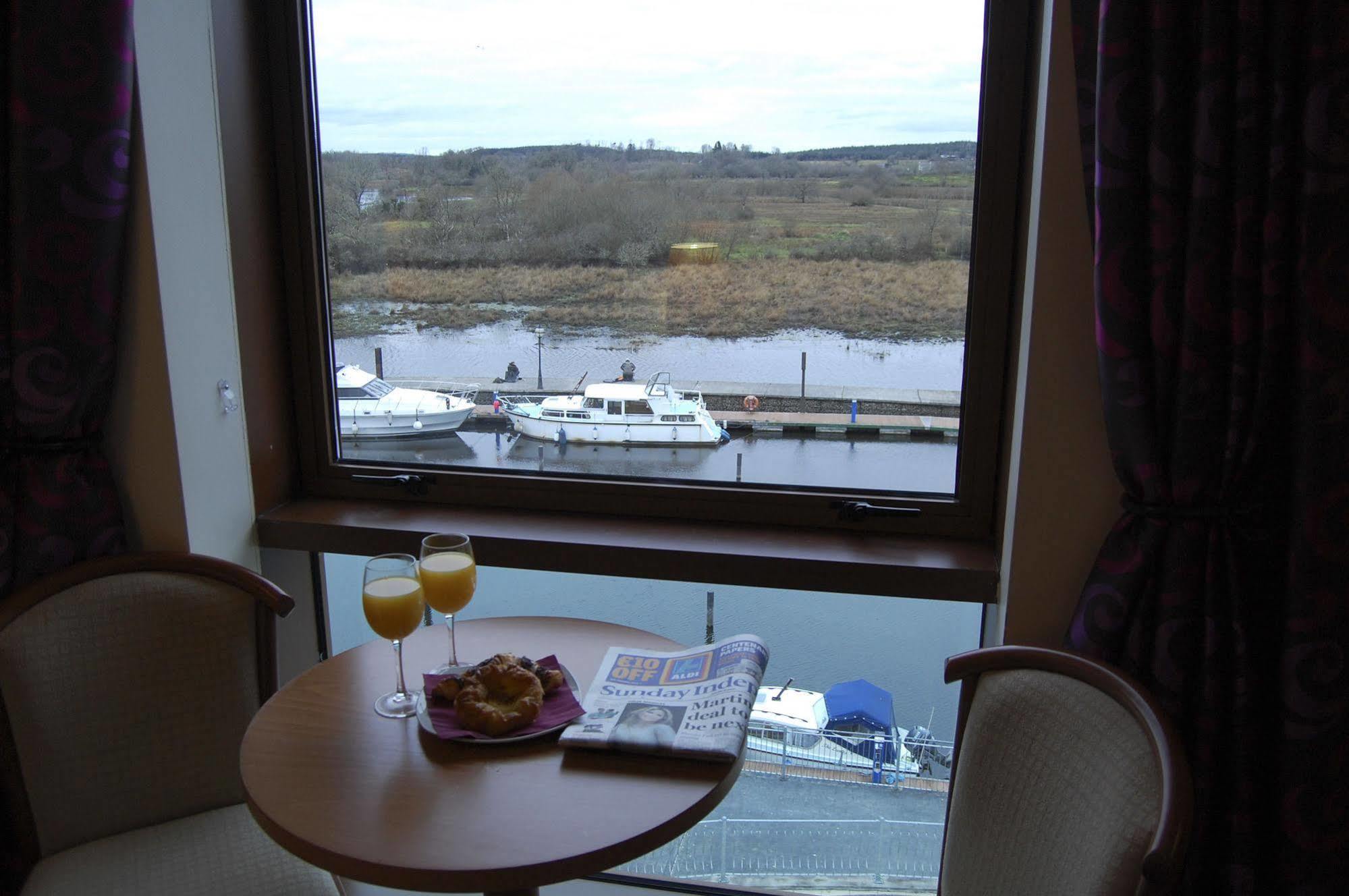 Leitrim Marina Hotel Carrick on Shannon 외부 사진